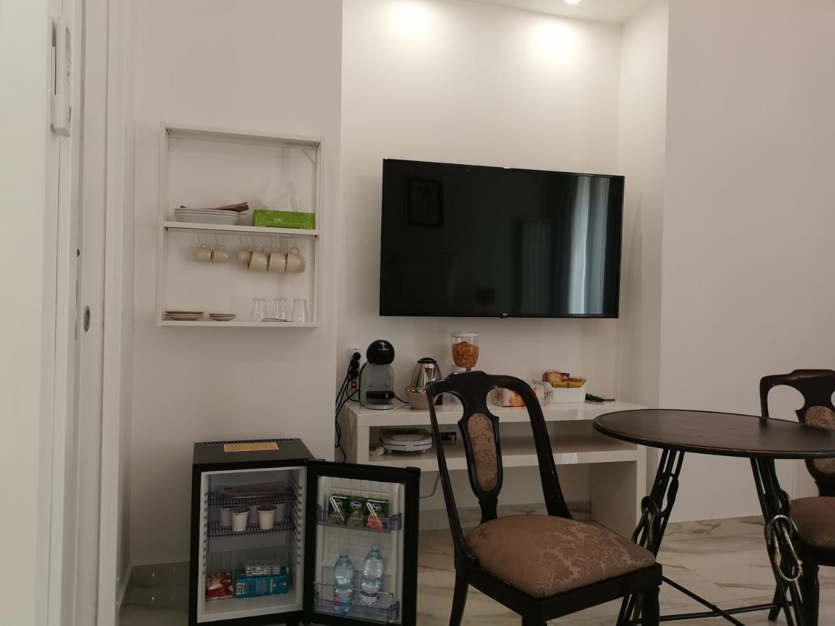 Royal Boutique Napoli Hotel Екстериор снимка