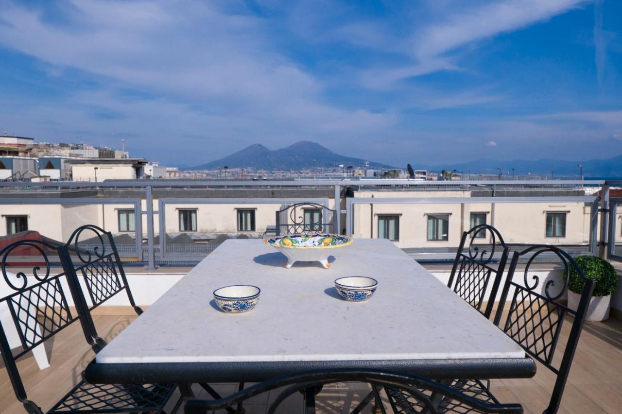 Royal Boutique Napoli Hotel Екстериор снимка